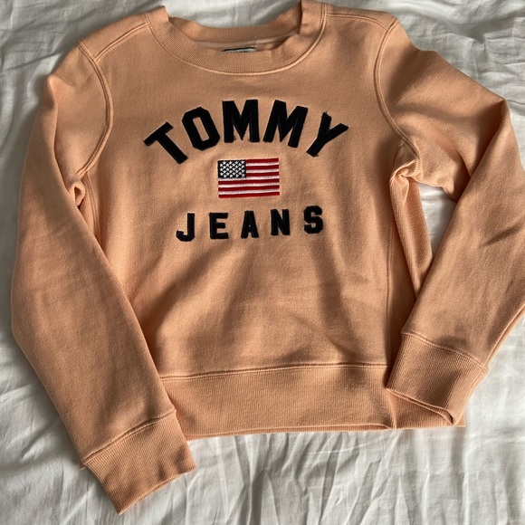 Tommy Hilfiger Sweaters - Tommy Hilfiger sweater